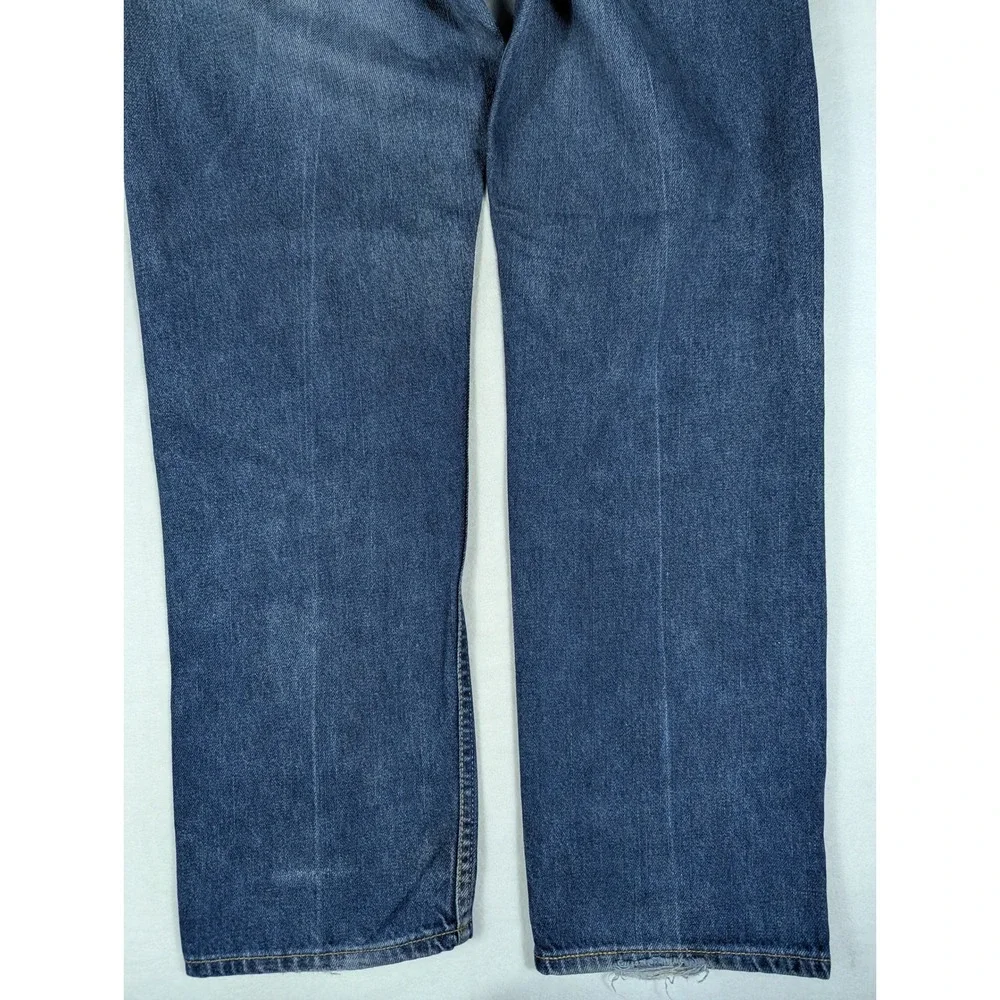 Levis 505 Regular Fit Jeans Mens 33 Medium Wash Blue Denim Made in‎ USA